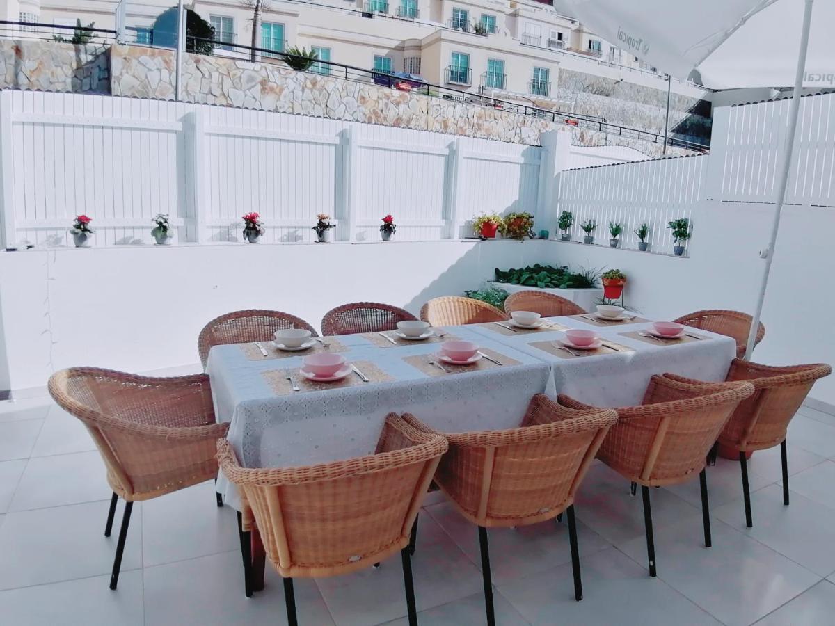 Big Villa Puerto Rico Streetfront With Private Saltwater Jacuzzi Pool, Bbq, Kitchen & 3 Terraces Near Shopping Center プエルトリコ エクステリア 写真