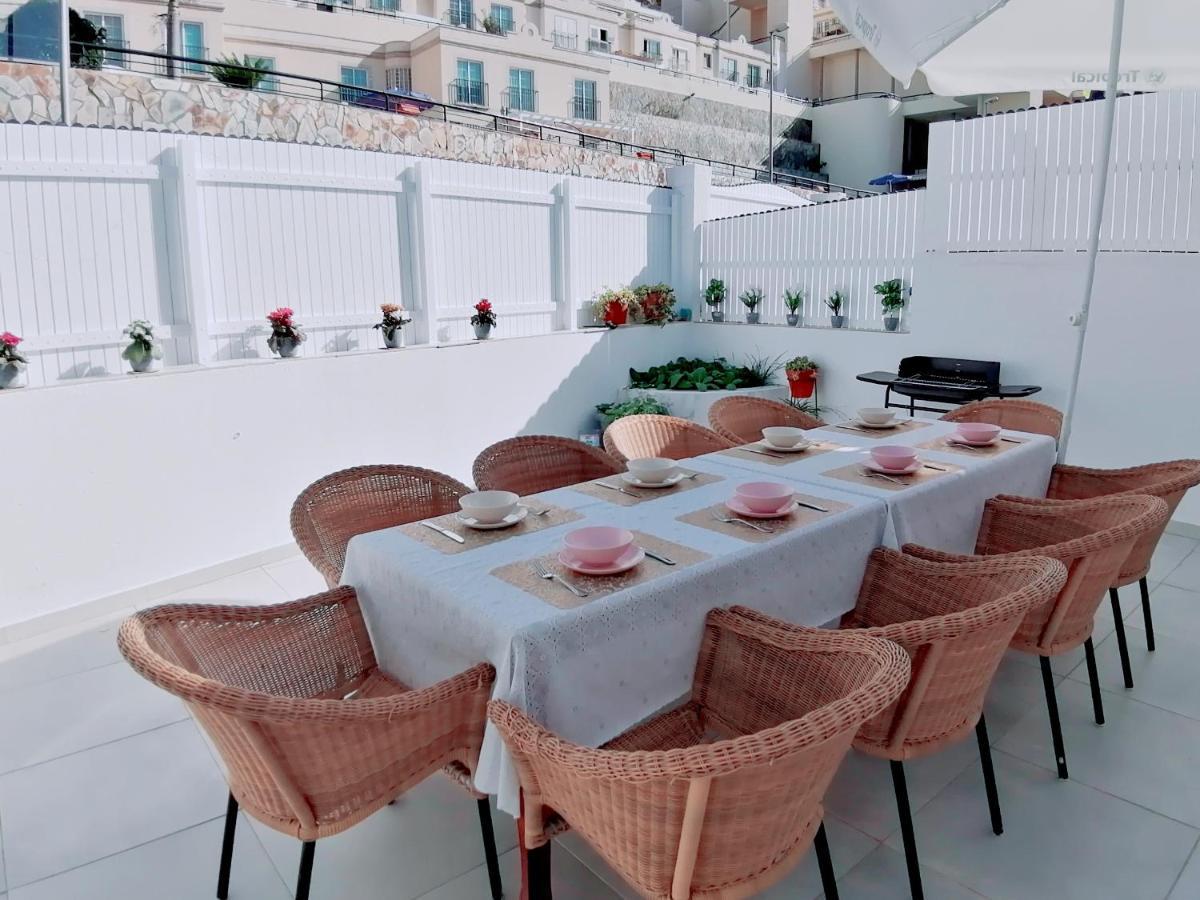 Big Villa Puerto Rico Streetfront With Private Saltwater Jacuzzi Pool, Bbq, Kitchen & 3 Terraces Near Shopping Center プエルトリコ エクステリア 写真