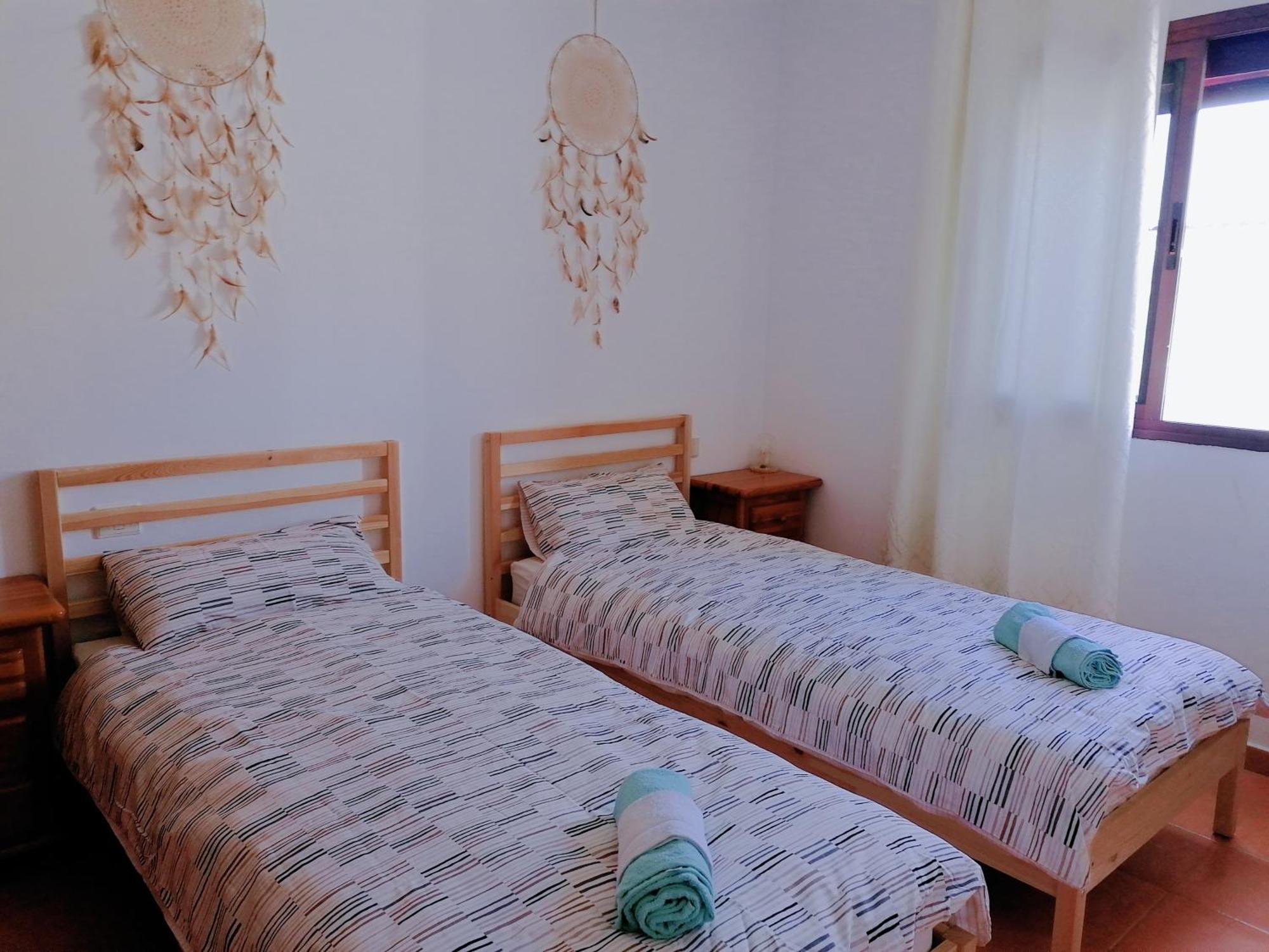 Big Villa Puerto Rico Streetfront With Private Saltwater Jacuzzi Pool, Bbq, Kitchen & 3 Terraces Near Shopping Center プエルトリコ エクステリア 写真